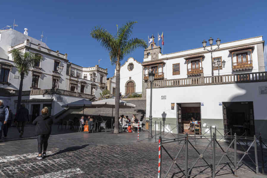 Tenerife 213 - Icod de los Vinos.jpg
